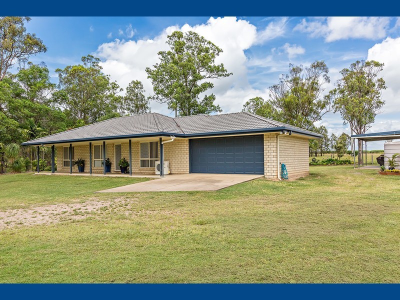 201 Philip Drive, Teddington QLD 4650