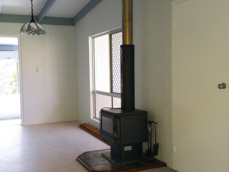 33 Price Street, Tiaro QLD 4650