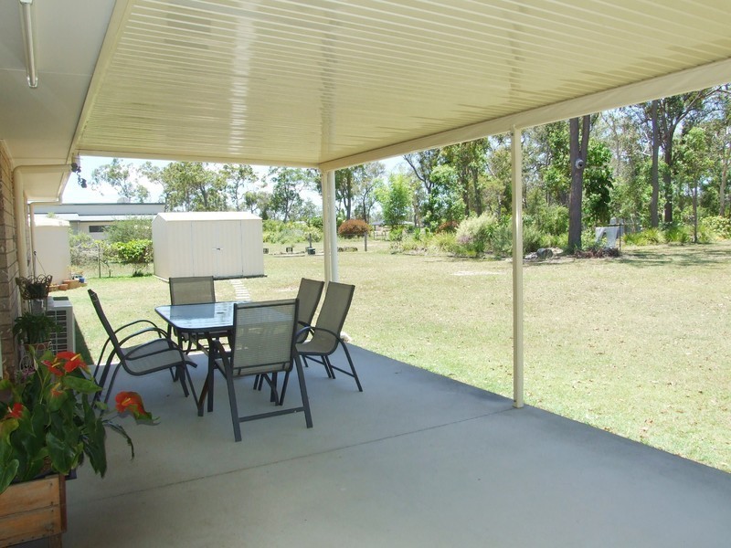 16 Lachlan Drive, Oakhurst QLD 4650