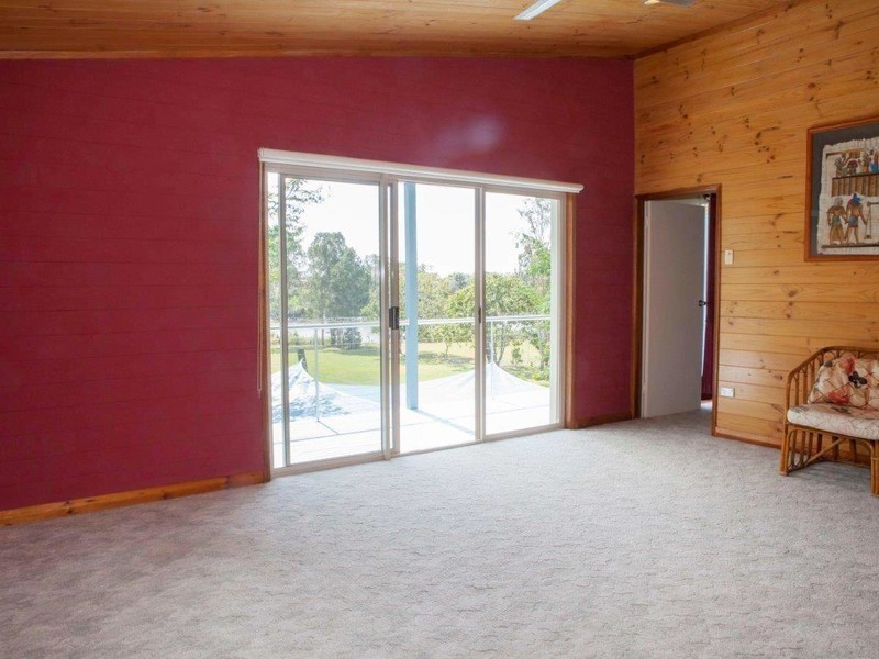 18 O’Brien Street, Granville QLD 4650