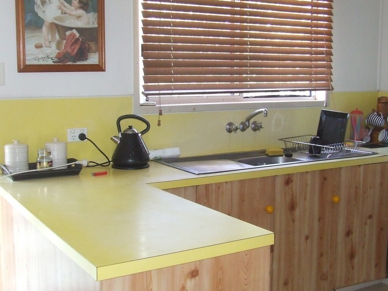 9 Blackbourn Street, Granville QLD 4650