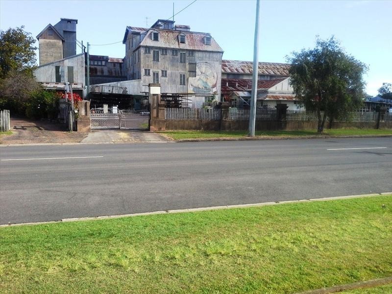 556 – 560 Kent Street, Maryborough QLD 4650