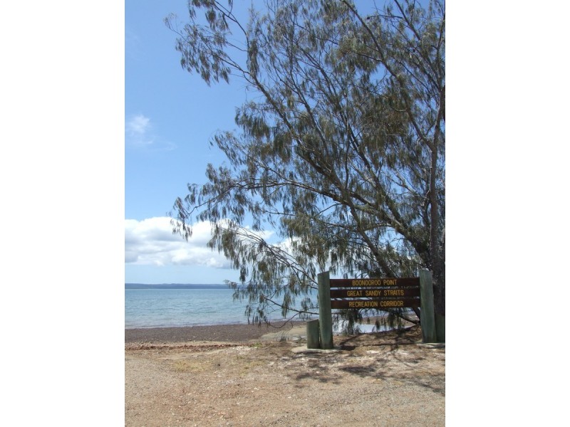 6 Esplanade, Boonooroo QLD 4650