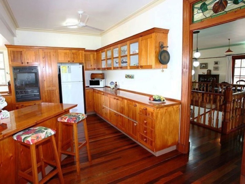 751 Teddington Road, Teddington QLD 4650