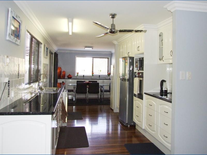 2 Dowzer, Maryborough QLD 4650