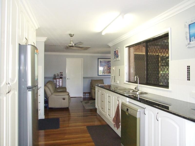 2 Dowzer, Maryborough QLD 4650
