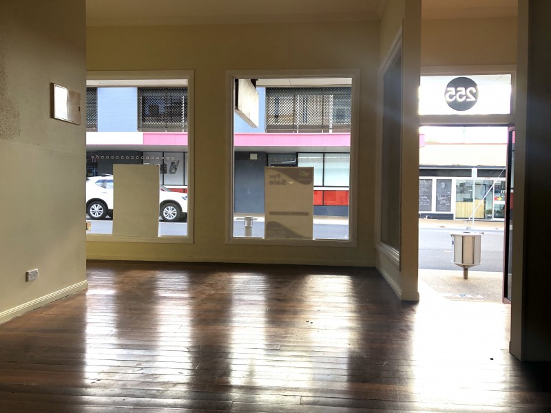 3/411 Kent Street, Maryborough QLD 4650