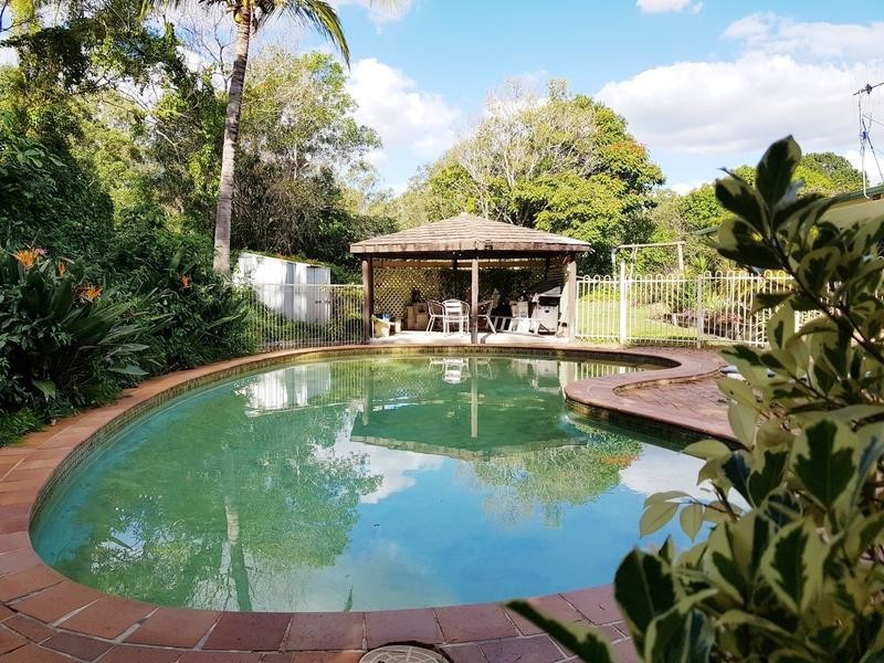 33 Serenity Drive, Tinana QLD 4650