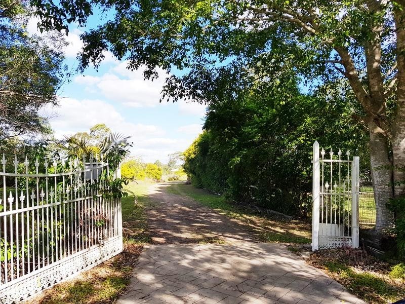 33 Serenity Drive, Tinana QLD 4650