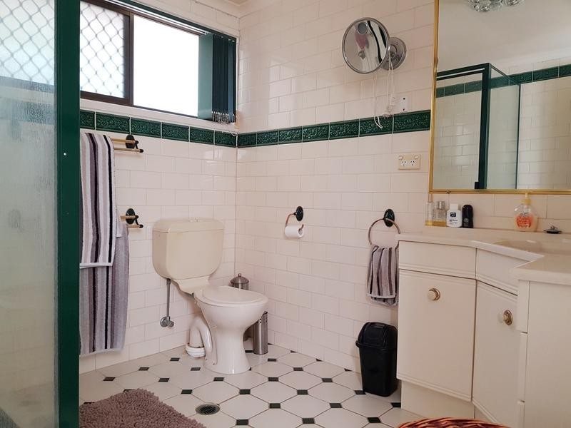 33 Serenity Drive, Tinana QLD 4650