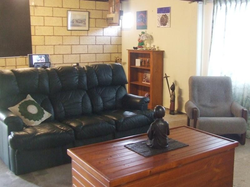 9 Blackbourn Street, Granville QLD 4650