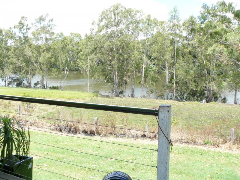 245 Pioneer Road, Mungar QLD 4650