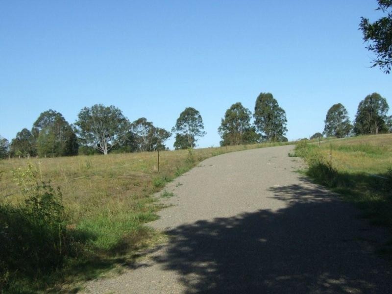 124 Mary View Drive, Yengarie QLD 4650