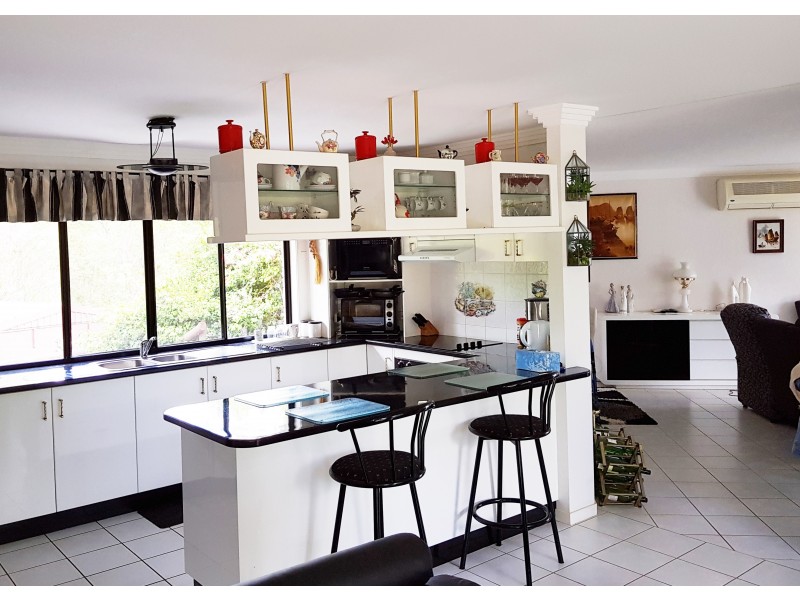 17 Lynton Court, Tinana QLD 4650