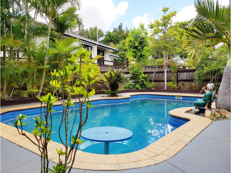 17 Lynton Court, Tinana QLD 4650