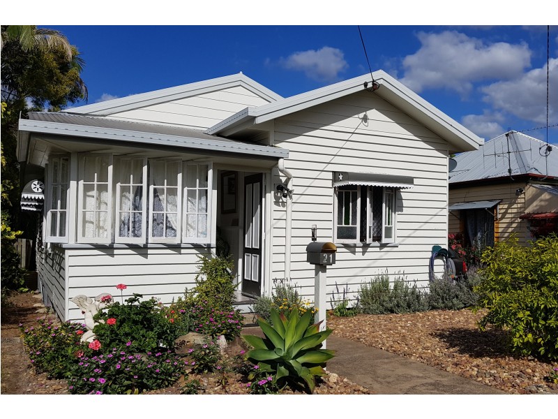 21 Richmond Lane, Maryborough QLD 4650