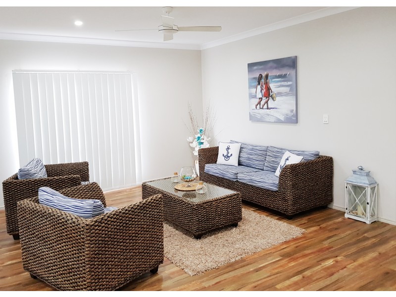 2 Niclintel Place, Oakhurst QLD 4650