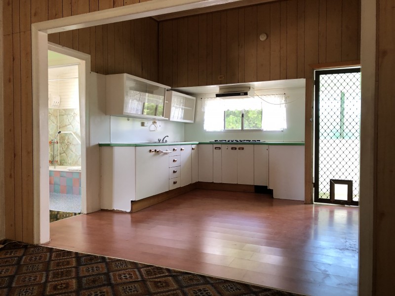 129 Cambridge Street, Granville QLD 4650