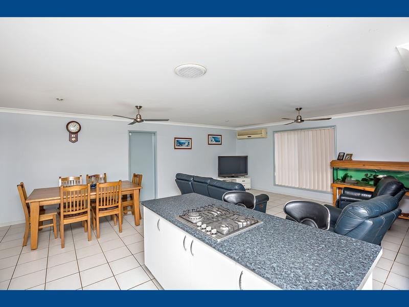 201 Philip Drive, Teddington QLD 4650