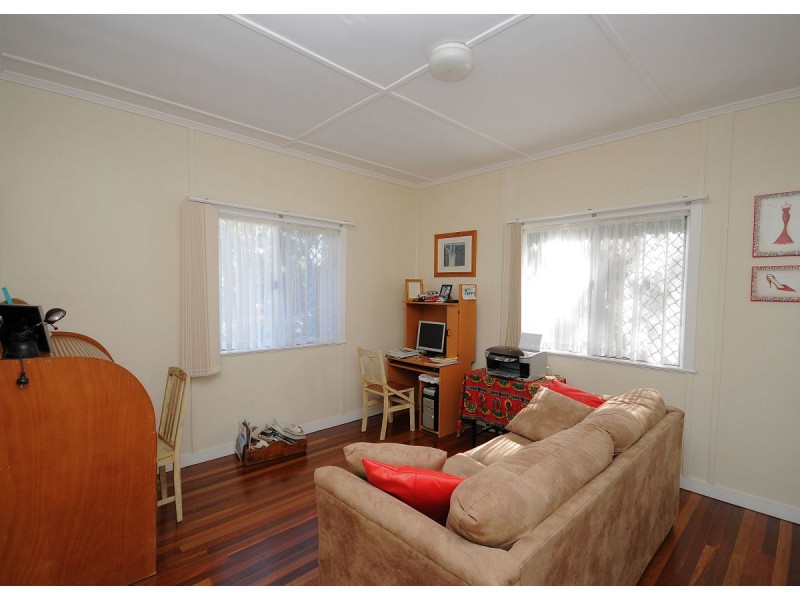 327 Queen Street, Maryborough QLD 4650