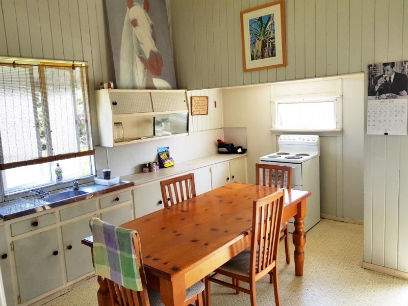 12 Unity Street, Maryborough QLD 4650