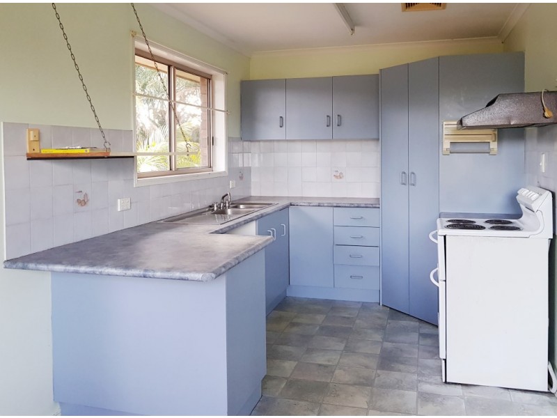 121/123 Cambridge Street, Granville QLD 4650
