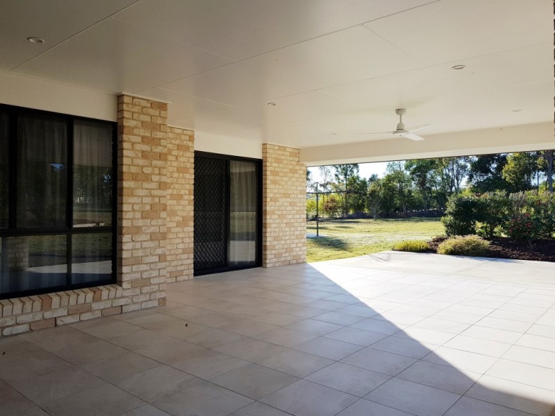 18 Niclintel Place, Oakhurst QLD 4650