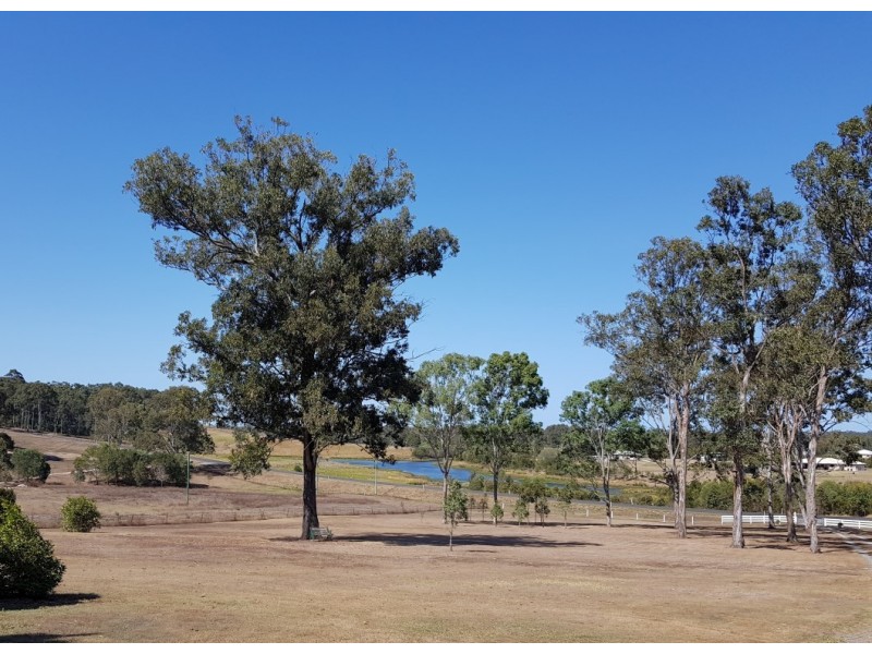 175 Mary View Drive, Yengarie QLD 4650