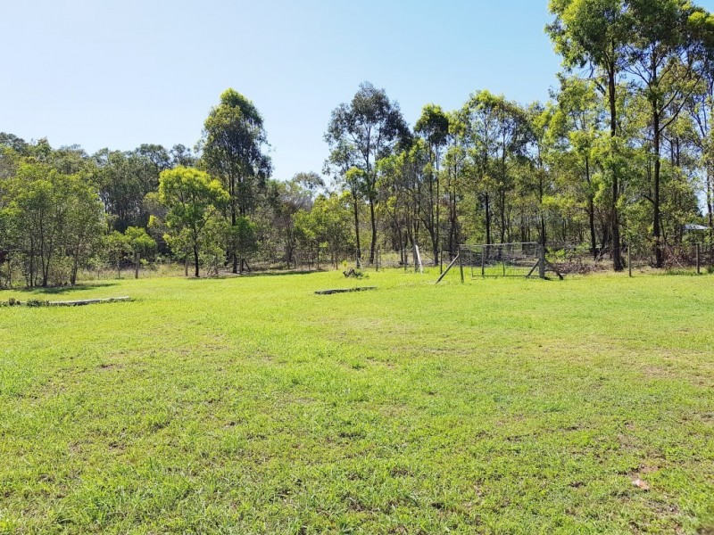 73 Barlow Street, Oakhurst QLD 4650