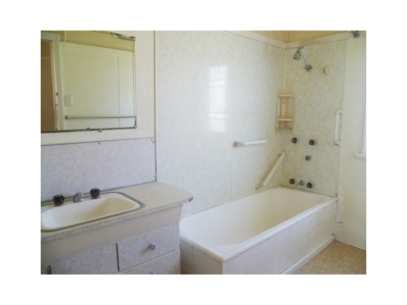 83 Frank Street, Maryborough QLD 4650