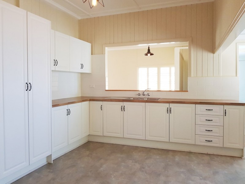 13 Hart Street, Maryborough QLD 4650