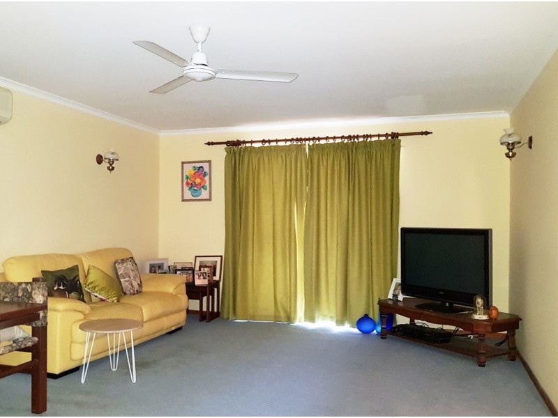 22 Granville Terrace, Granville QLD 4650