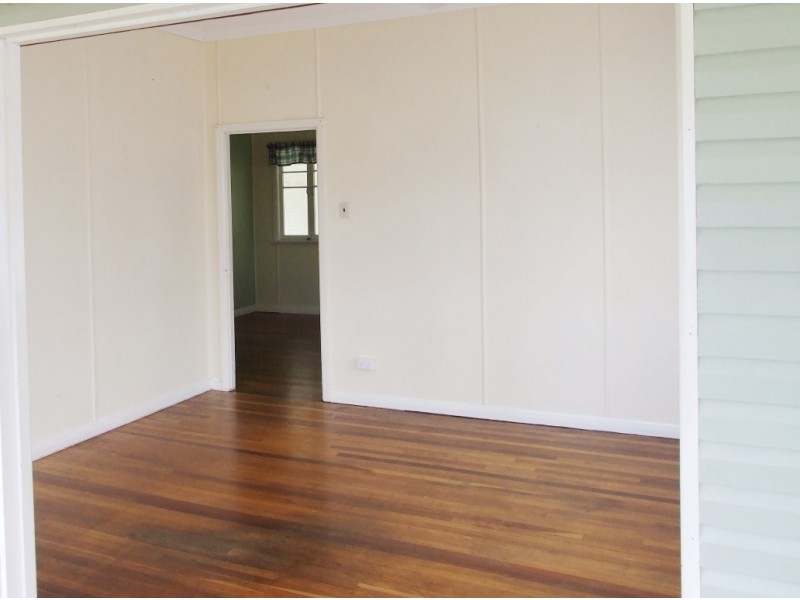 6 Hunter Street, Maryborough QLD 4650