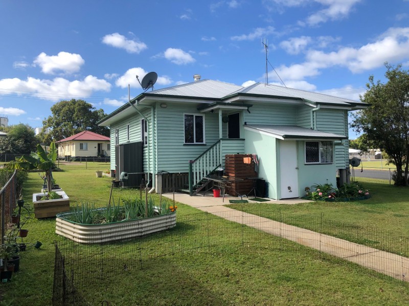 35 Christensen Cresent, Maryborough QLD 4650