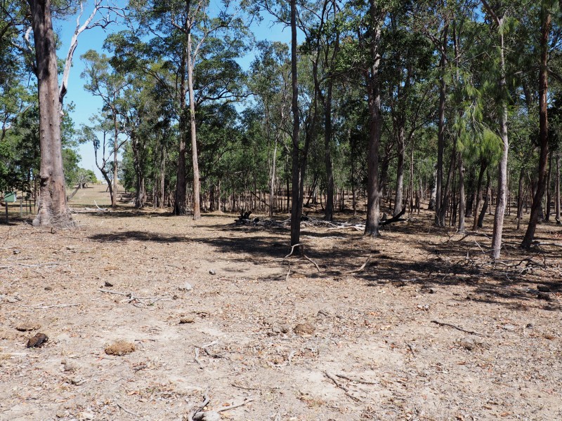 185 Philip Drive, Teddington QLD 4650