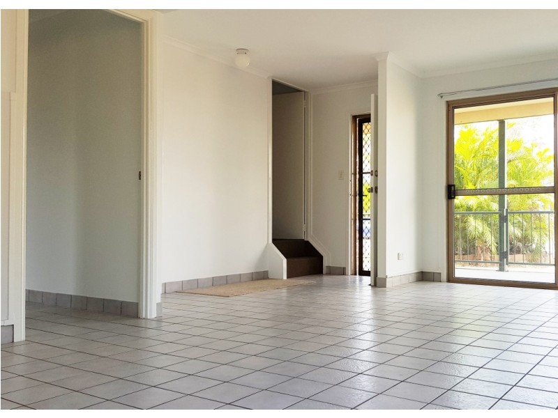 123 Cambridge Street, Granville QLD 4650
