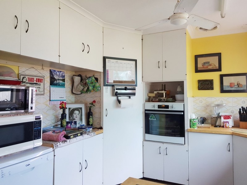 40 Esplanade, Maaroom QLD 4650