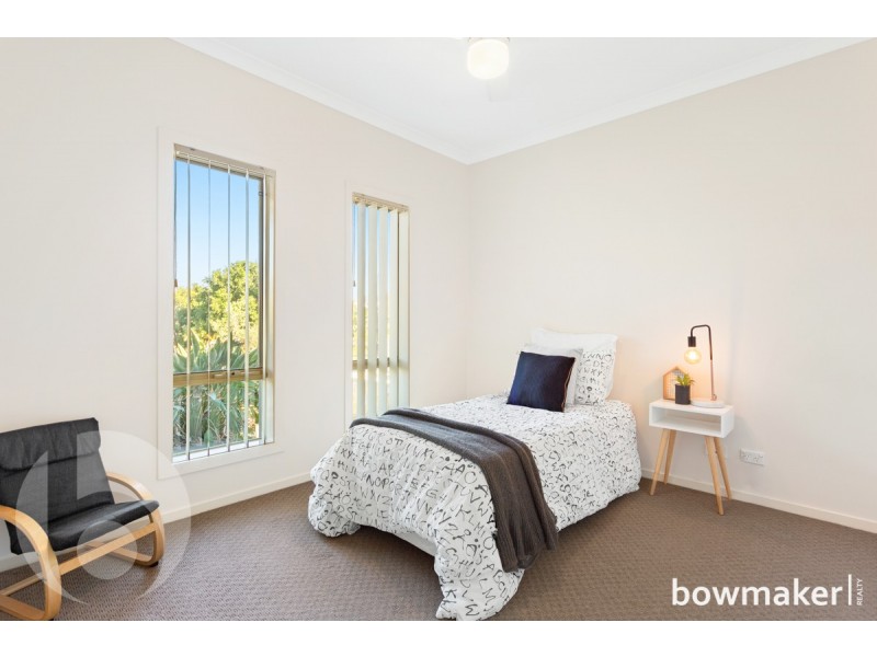 76 Nicklaus Parade, North Lakes QLD 4509