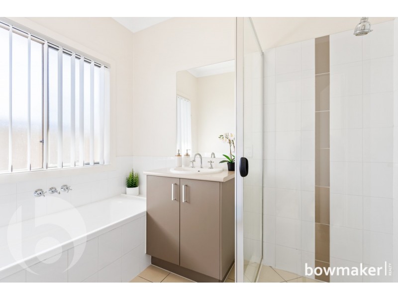 76 Nicklaus Parade, North Lakes QLD 4509