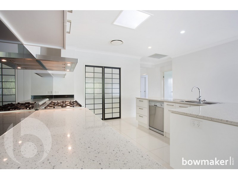 10 Freeman Street, North Lakes QLD 4509