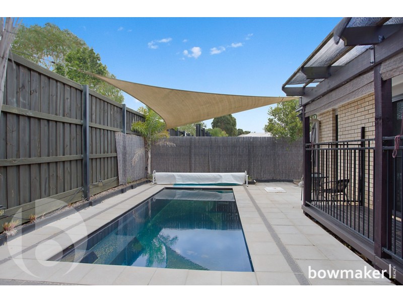 10 Freeman Street, North Lakes QLD 4509
