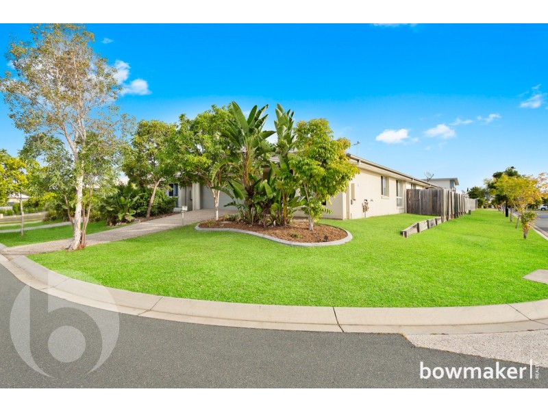 154 Nicklaus Parade, North Lakes QLD 4509