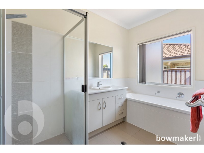 38 Langham Crescent, North Lakes QLD 4509