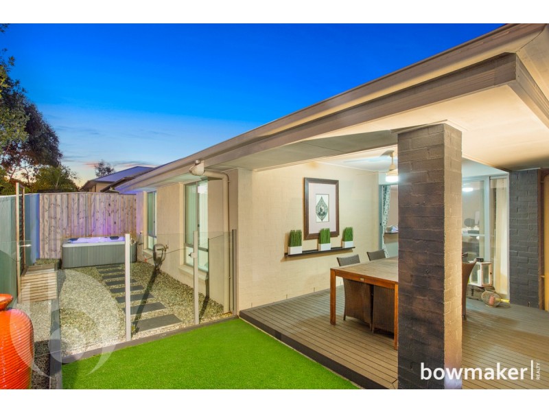 8 Dunes Crescent, North Lakes QLD 4509