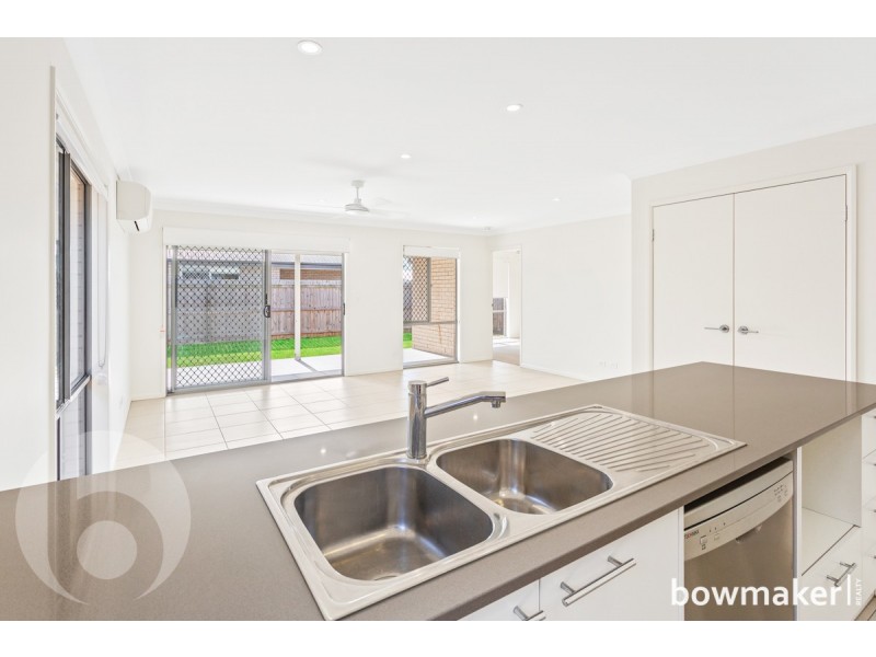 98 Expedition Drive, North Lakes QLD 4509