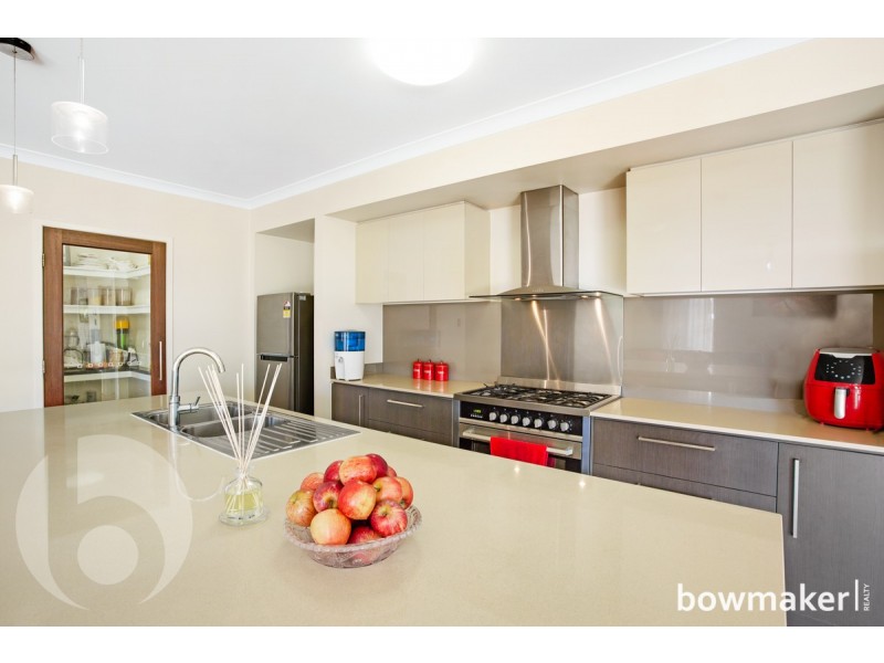 24 Wallis Circuit, North Lakes QLD 4509
