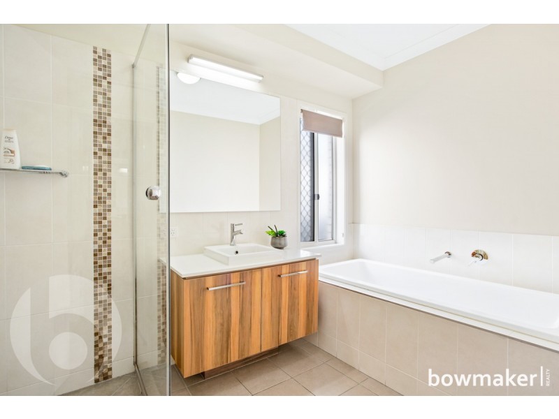 24 Wallis Circuit, North Lakes QLD 4509