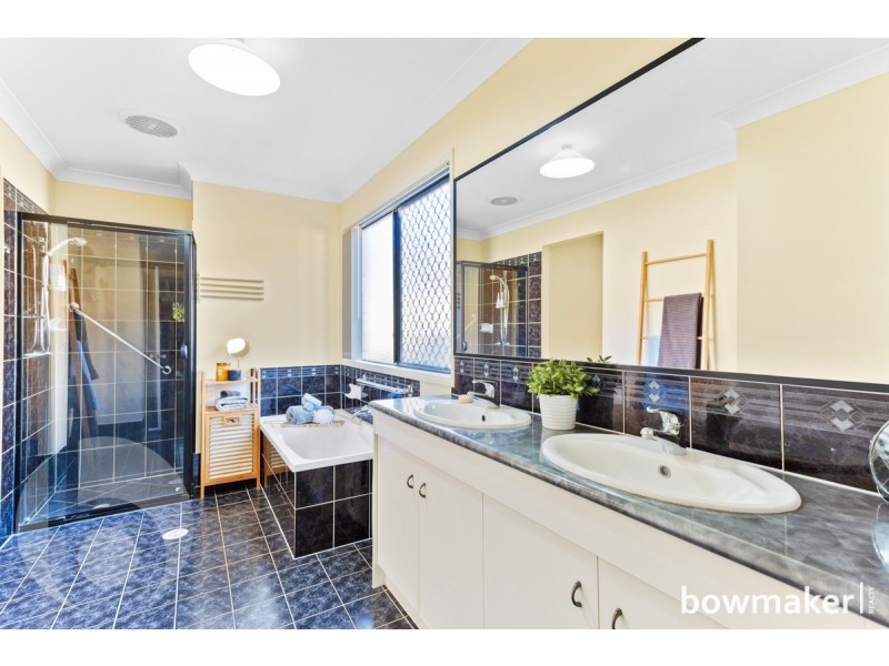 12 Crawford Street, North Lakes QLD 4509