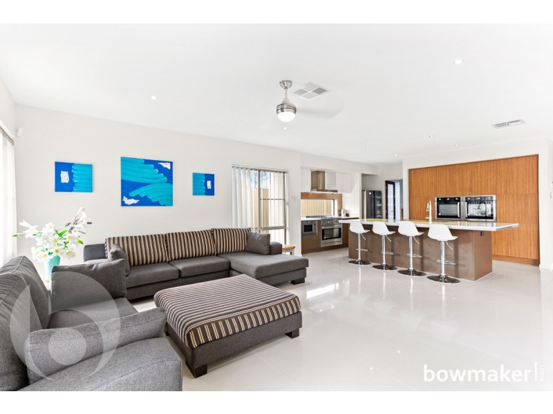 33 Morfontaine Street, North Lakes QLD 4509