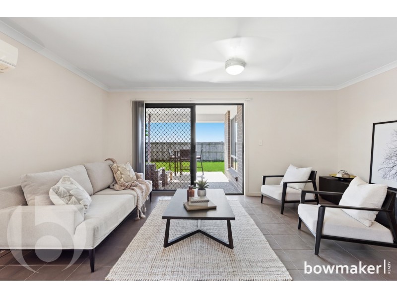 12 Williams Crescent, North Lakes QLD 4509